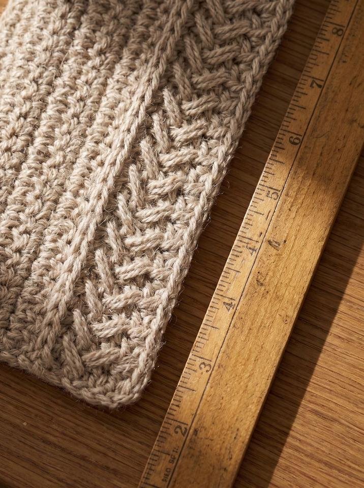 How to crochet herringbone single crochet stitch step by step with swatch and hook